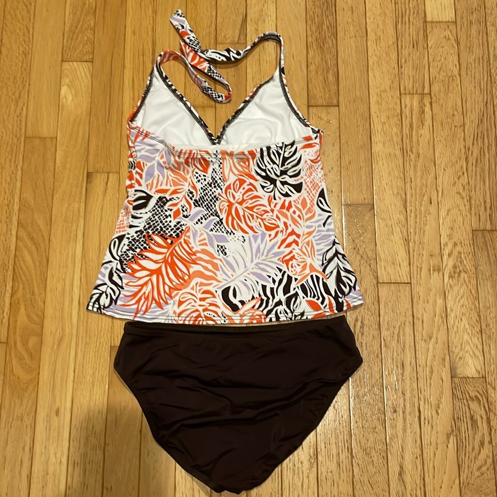 24th & Ocean swimsuit - Picture 4 of 9